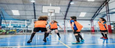 耐用且抗压的运动地面材料